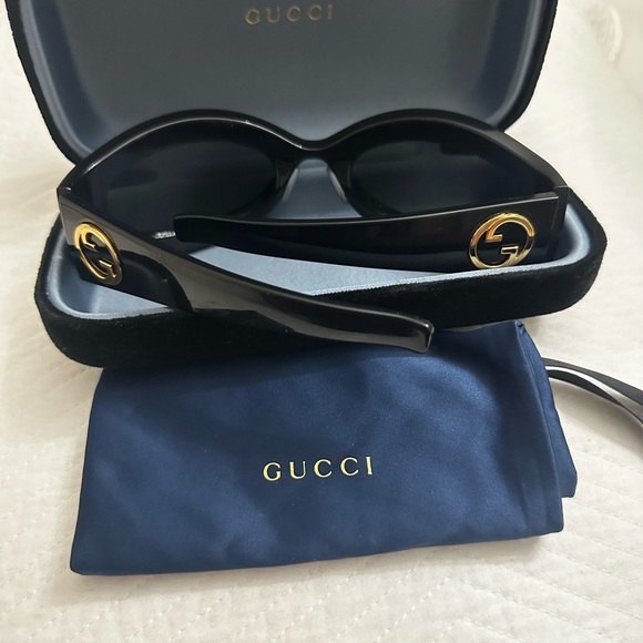 Gucci Sunglasses - Picture 2 of 5